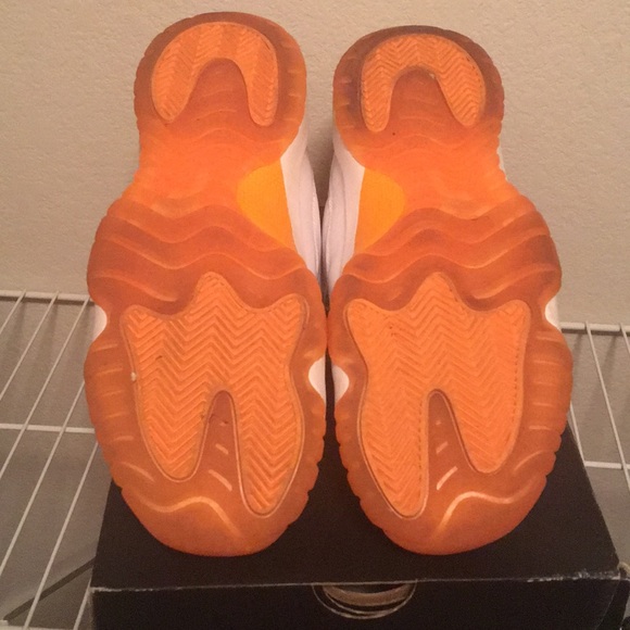 Retro 11 size 7.5 - Picture 4 of 4